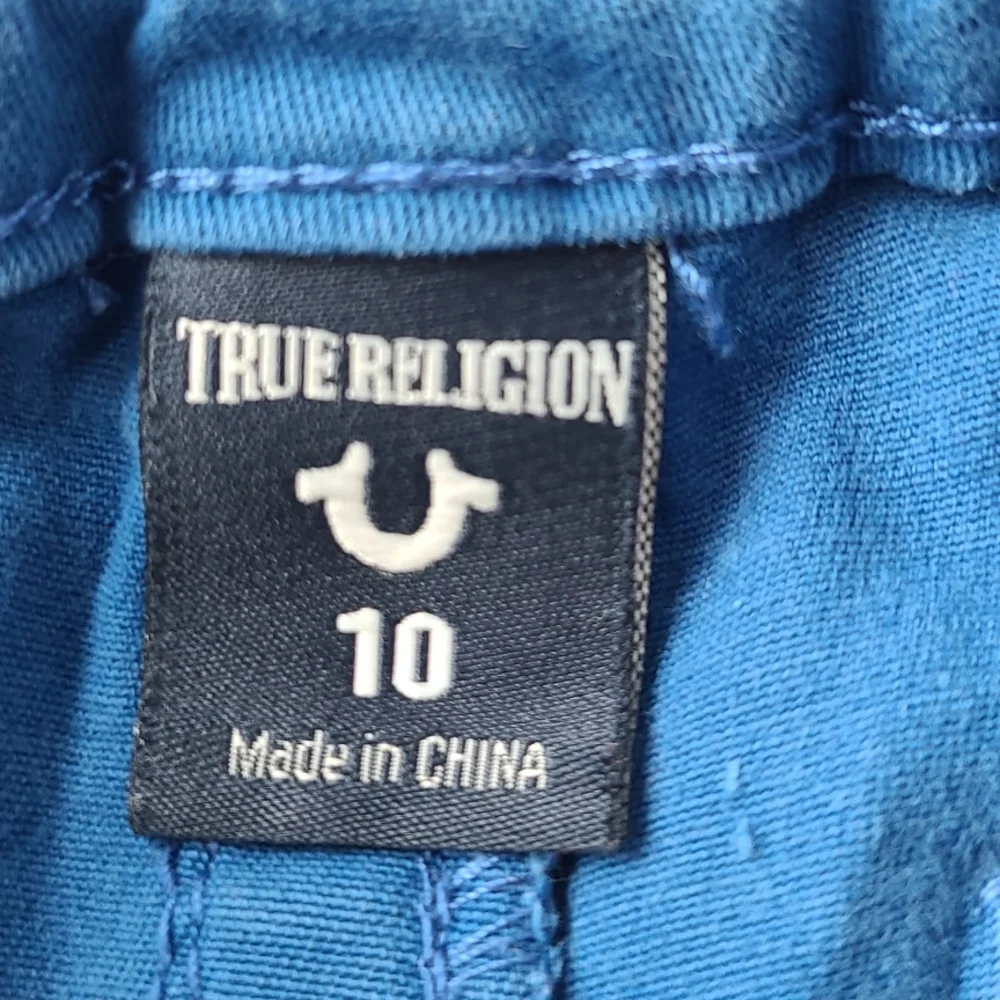 TRUE RELIGION CUTOFF JEANS BOYS BLUE CARGO SHORTS SIZE 10. B'92 - Picture 7 of 10